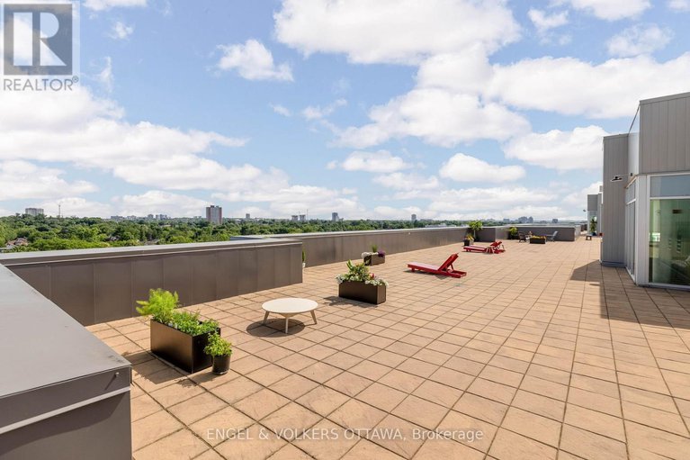 28844865/708-88-richmond-road/westborohampton-park/ottawa/ontario/K1Z0B1_22