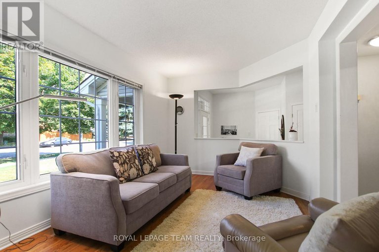 28726721/46-kettleby-street/beaverbrook/ottawa/ontario/K2K3C4_12