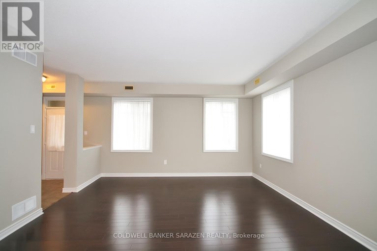 29139957/6-3785-canyon-walk-drive/riverside-southgloucester-glen/ottawa/ontario/K1V2M4_14