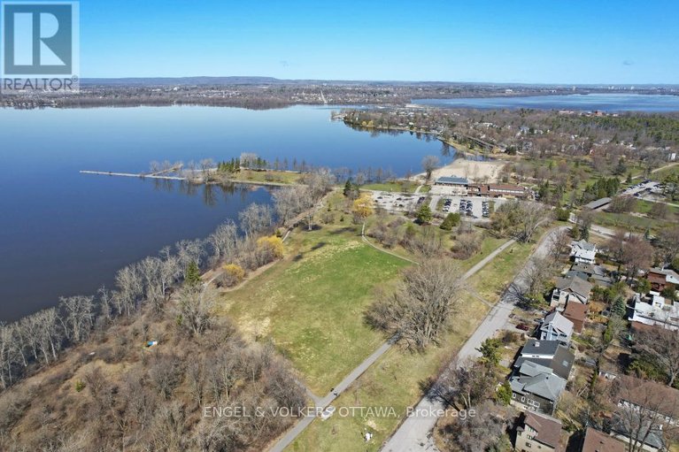 29634427/72-scrivens-street/britannia/ottawa/ontario/K2B6H1_15