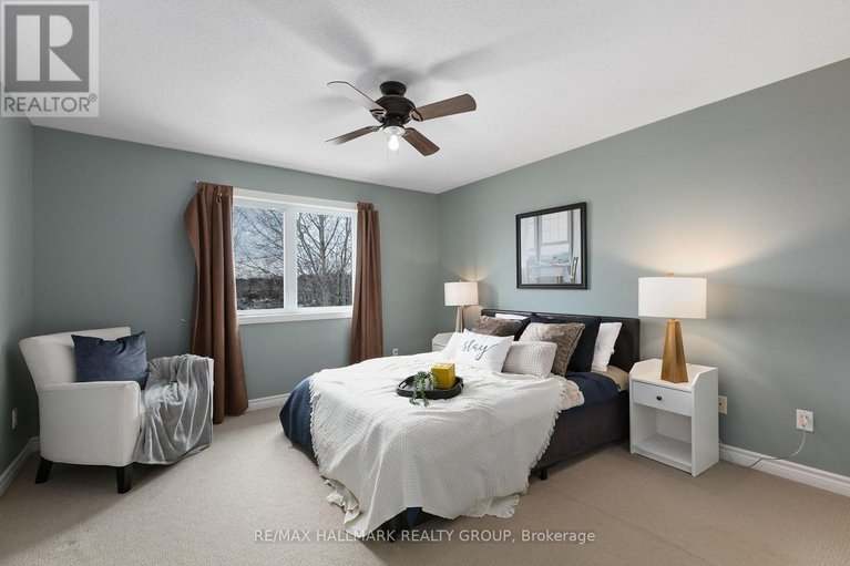 29454598/4120-kelly-farm-drive/blossom-parkkemp-parkfindlay-creek/ottawa/ontario/K1T4J2_15