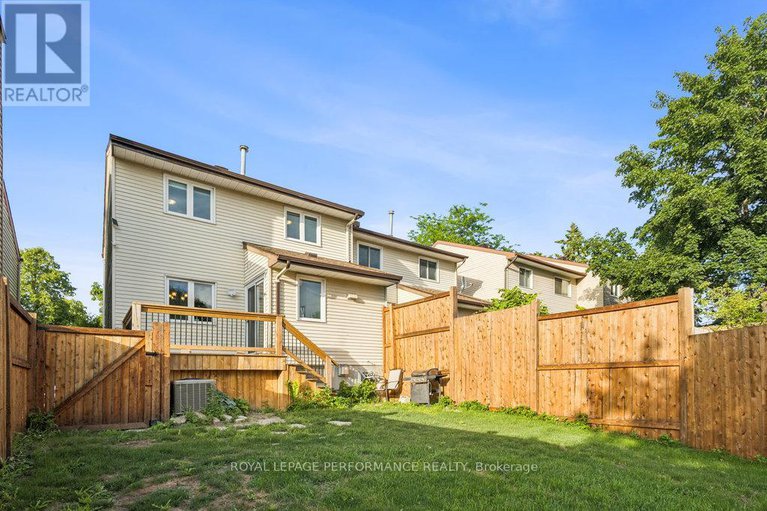 29029572/8-gillespie-crescent/hunt-club-woods/ottawa/ontario/K1V9X8_44