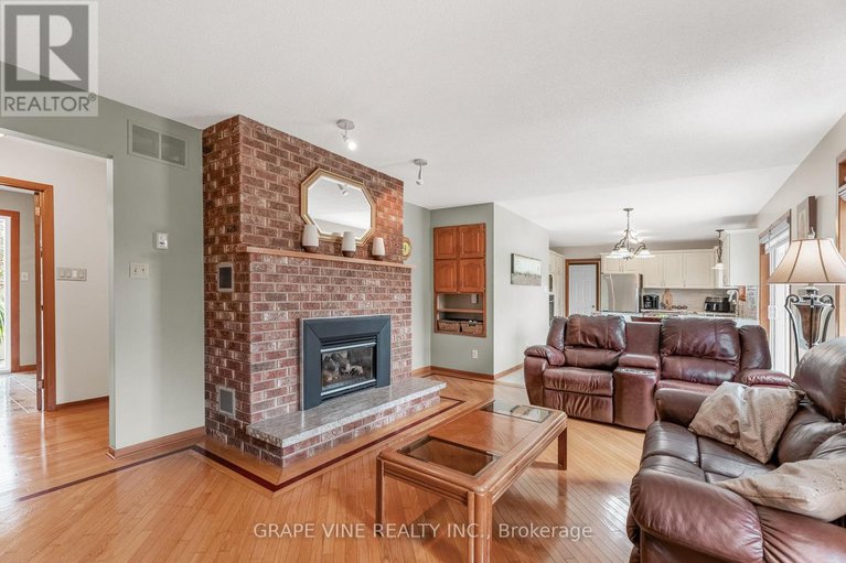 28311461/4525-mcneely-road/sarsfieldbearbrook/ottawa/ontario/K4B1J1_14