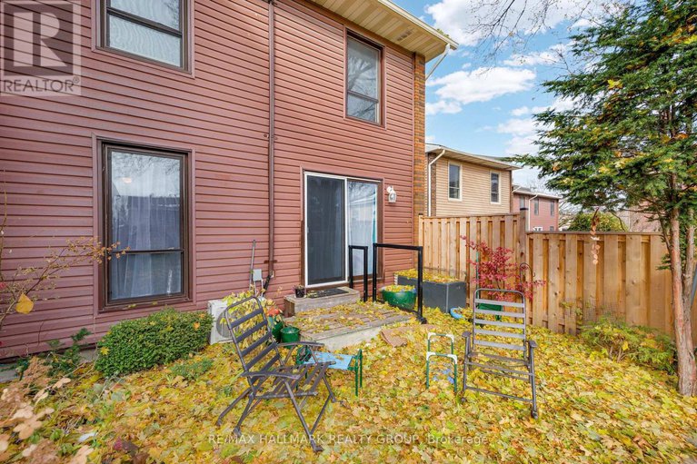 29126204/10-black-forest-lane/arbeatha-park/ottawa/ontario/K2H5C8_40