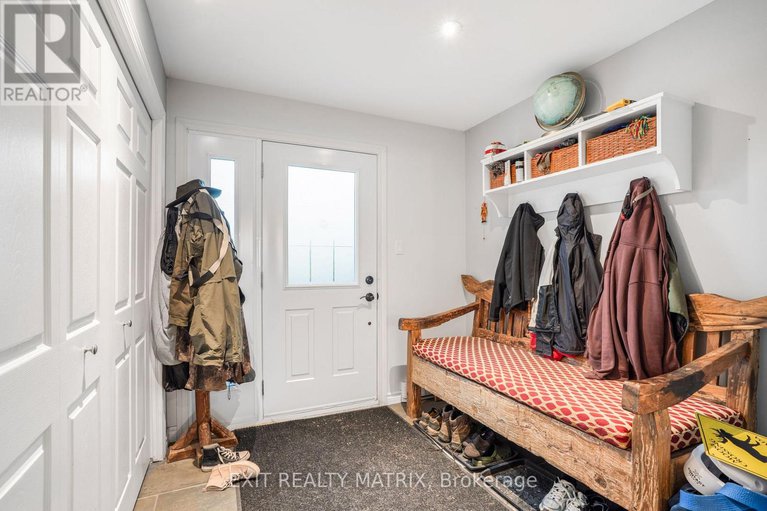 28576017/922-lalonde-road/lorignal/champlain/ontario/K0B1K0_7