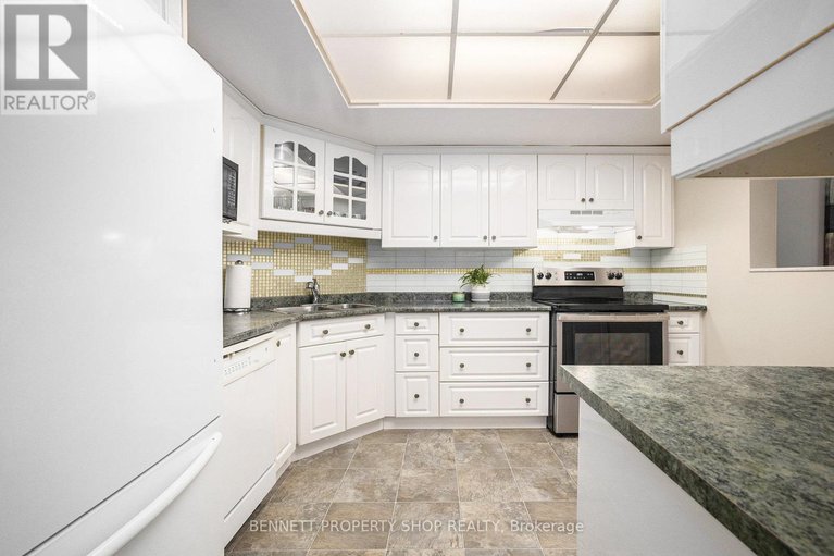 28650139/64-shearer-crescent/katimavik/ottawa/ontario/K2L3N2_11