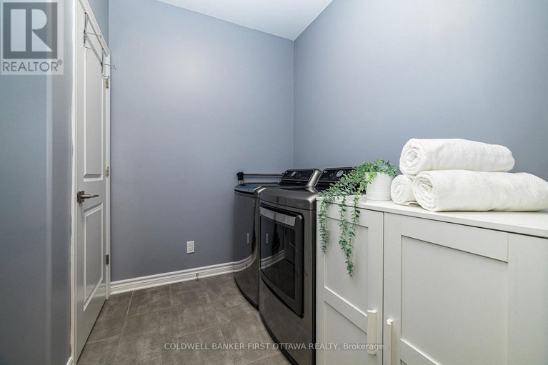 29400692/120-stirling-crescent/north-grenville-twp-kemptville-east/north-grenville/ontario/K0G1J0_30