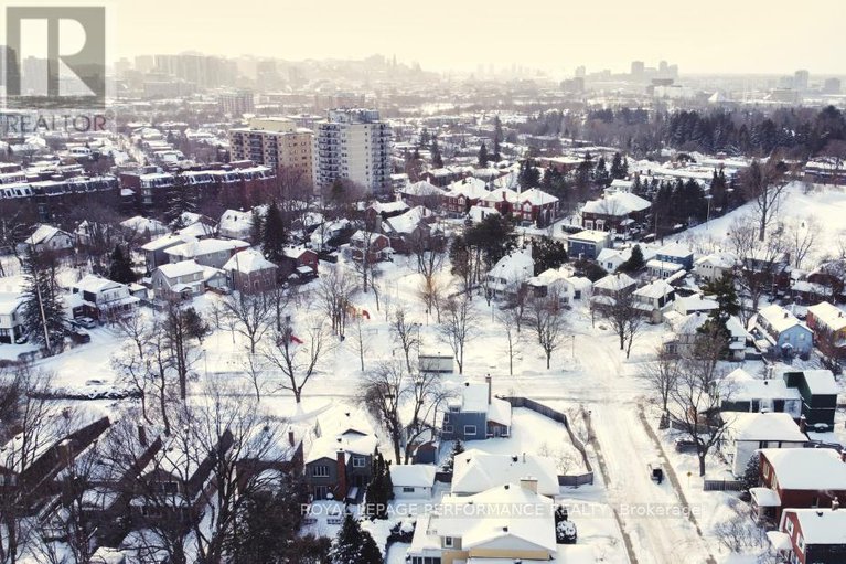 29349963/6-elmdale-avenue/lindenlea/ottawa/ontario/K1M1A4_48