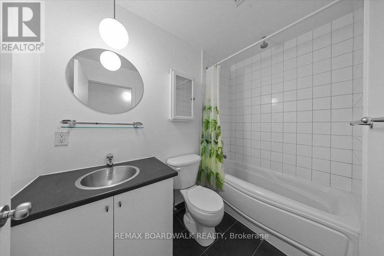 29579530/201-179-george-street/lower-townbyward-market/ottawa/ontario/K1N1J8_19