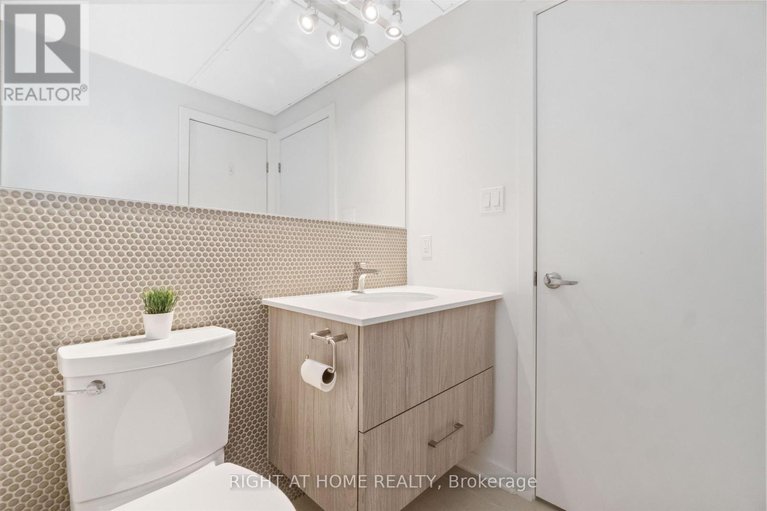 29386107/305-22-perkins-street/west-centre-town/ottawa/ontario/K1R7G5_16