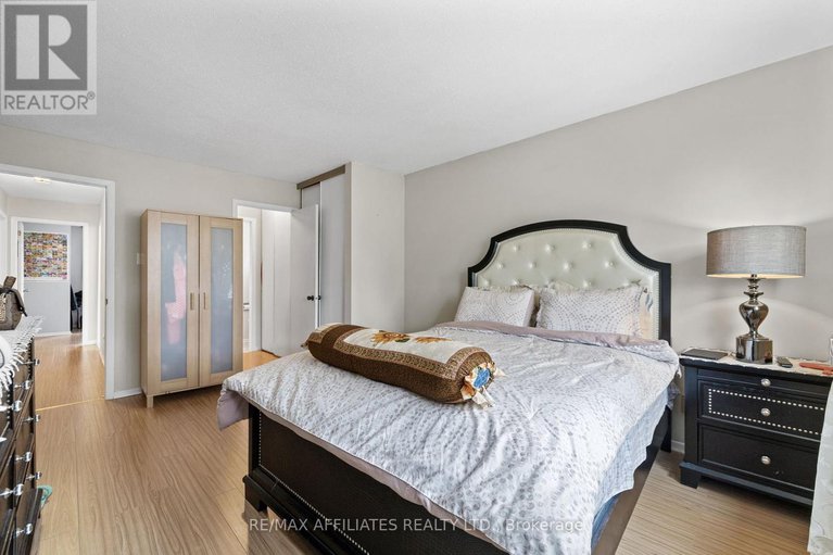 28295817/43-bluegrass-drive/bridlewood/ottawa/ontario/K2M1G2_19