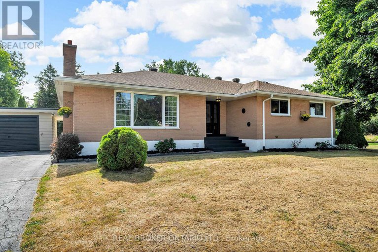 28758919/19-sunset-drive/augusta-twp/augusta/ontario/K0E1T0_1