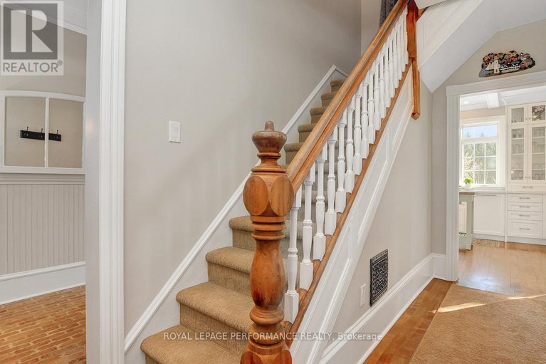 28607990/93-craig-street/village-of-russell/russell/ontario/K4R1A2_5