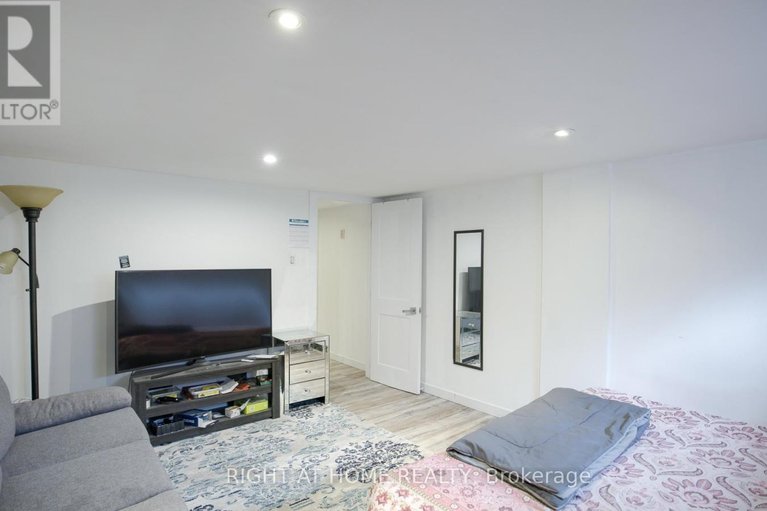 29670572/134-david-drive-e/meadowlandsst-claire-gardens/ottawa/ontario/K2G2N9_16