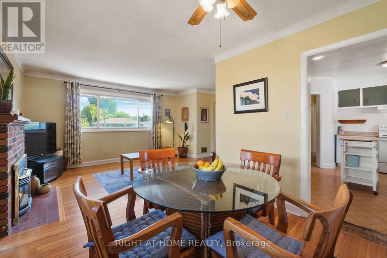 28854766/205-withrow-avenue/meadowlandsst-claire-gardens/ottawa/ontario/K2G2J8_18