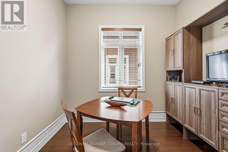 29658105/213-oxford-street-w/kemptville/north-grenville/ontario/K0G1J0_19