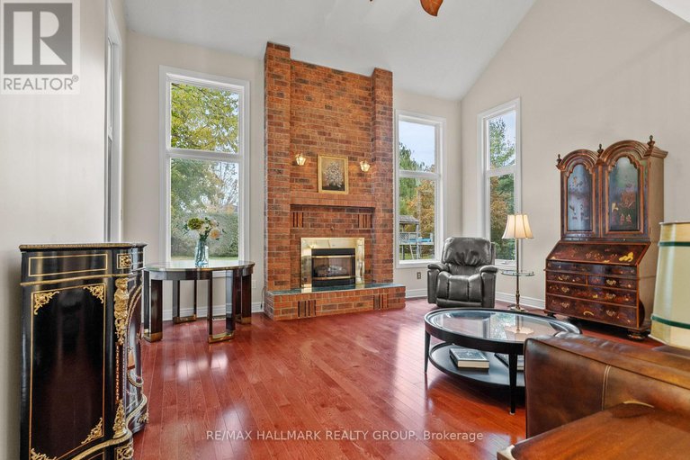 29071250/16-goodfellow-court/fallowfield/ottawa/ontario/K2R1C8_4