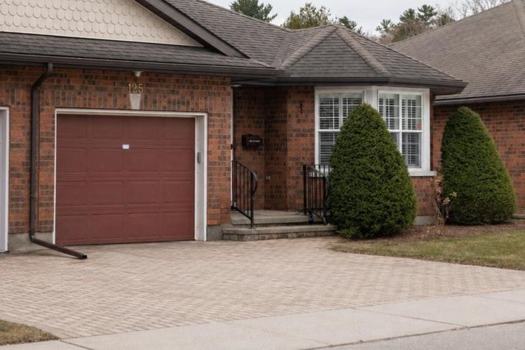 29672154/125-butlers-crescent/brockville/brockville/ontario/K6V7K8_1