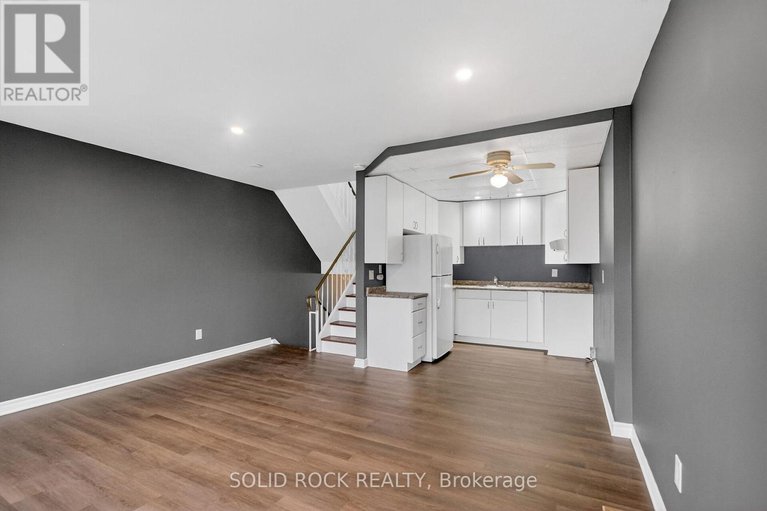 29150060/44-tybalt-crescent/westcliffe-estates/ottawa/ontario/K2H8J5_7