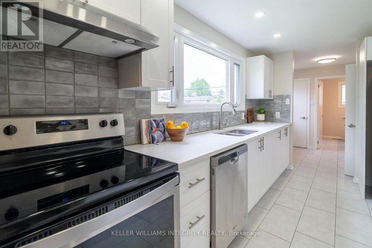 28368690/103-beaver-ridge/city-viewskylinefisher-heightsparkwood-hills/ottawa/ontario/K2E6E5_10