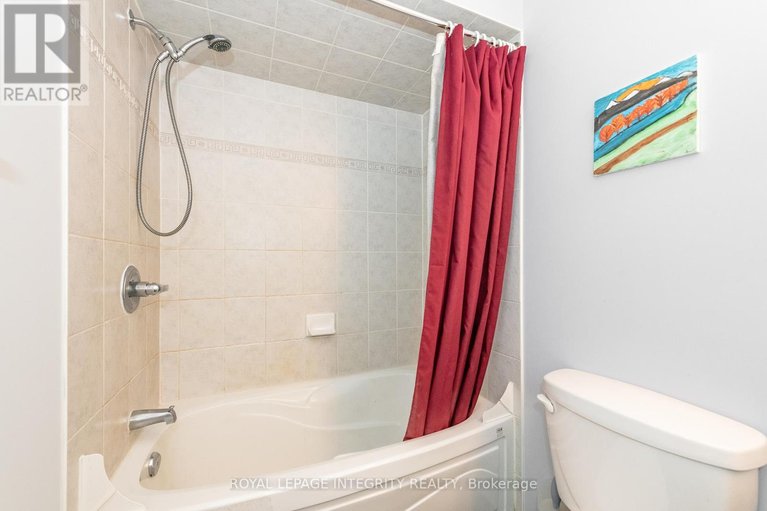 29667353/915-schooner-crescent/riverside-southgloucester-glen/ottawa/ontario/K1V1Y3_36