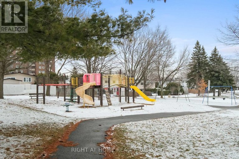 29540054/11-898-elmsmere-road/beacon-hill-south/ottawa/ontario/K1J7T6_19