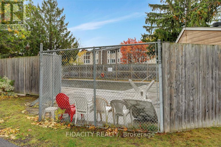 29034615/61-159-salter-crescent/beaverbrook/ottawa/ontario/K2K1Y8_24