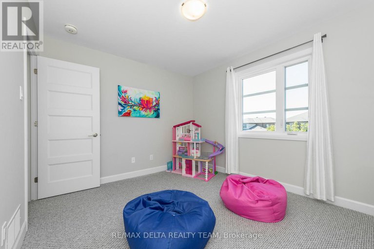 28750811/688-geneva-crescent/embrun/russell/ontario/K0A1W0_34