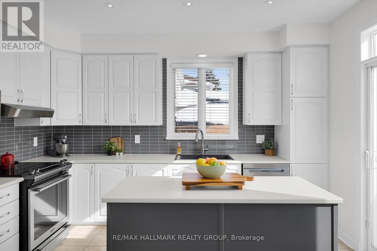 29371237/7-rodeo-drive/longfields/ottawa/ontario/K2J4Z3_15