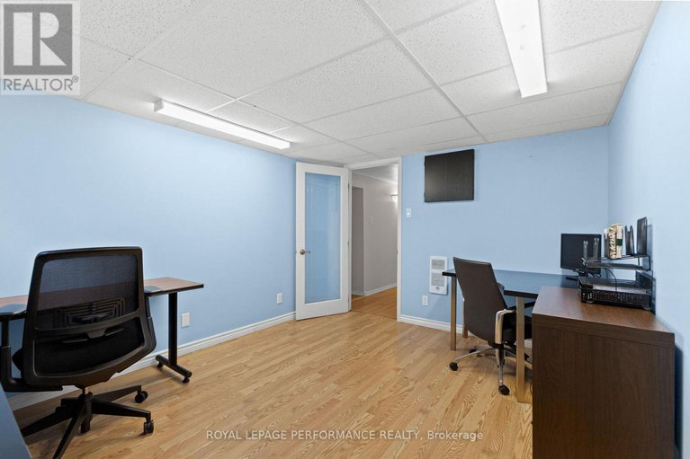 28772840/705-pleasant-park-road/elmvale-acres/ottawa/ontario/K1G1Y3_27
