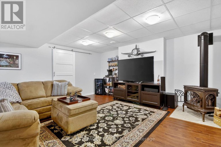 29264458/333-antigonish-avenue/springridgeeast-village/ottawa/ontario/K4A0T9_26