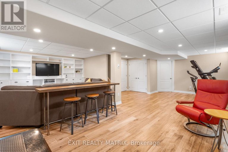 28592355/16-la-citadelle-street/embrun/russell/ontario/K0A1W0_27