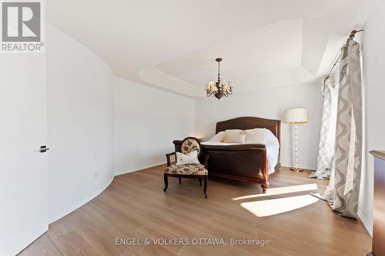 28886616/774-scala-avenue/avalon-east/ottawa/ontario/K4A4N9_28