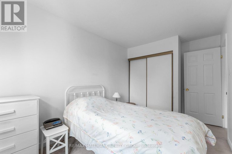 29486310/1916-russell-road/elmvale-acres/ottawa/ontario/K1G1L6_28