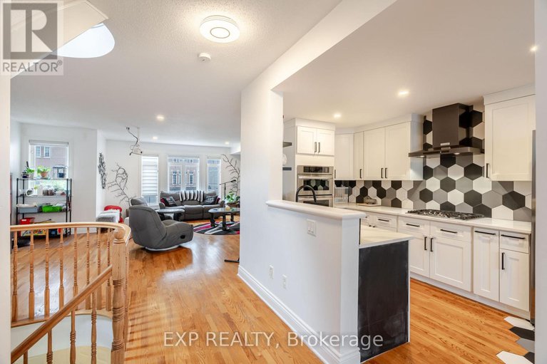 28562164/97-castle-glen-crescent/glencairnhazeldean/ottawa/ontario/K2L4G9_13