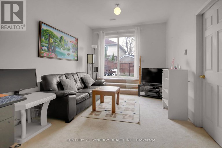 28297097/14-splinter-crescent/fairfield-heights/ottawa/ontario/K2B1B2_32
