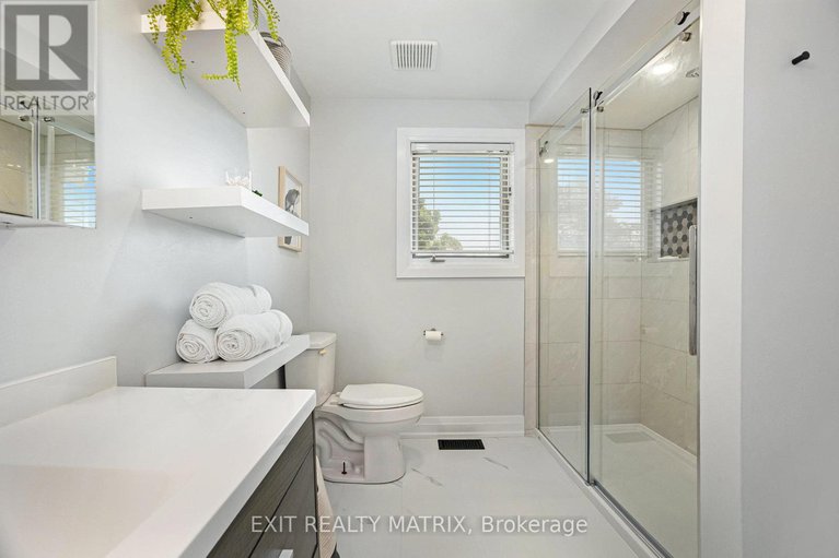 28425812/23-weybridge-drive/cedargrovefraserdale/ottawa/ontario/K2J4A1_29