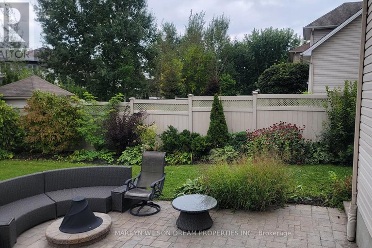 28863144/652-netley-circle/blossom-parkkemp-parkfindlay-creek/ottawa/ontario/K1T0A4_47