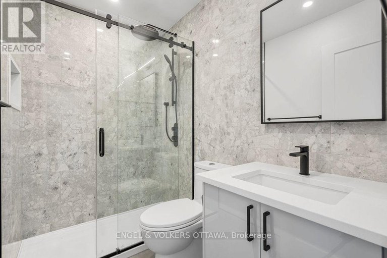 28926474/73-parent-avenue/lower-townbyward-market/ottawa/ontario/K1N0E6_42