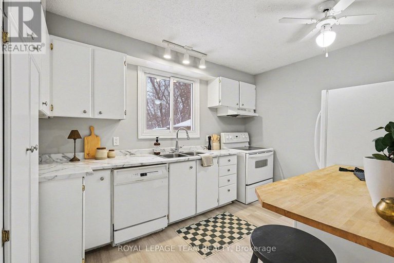 29247026/10-105-parkinson-street/kemptville/north-grenville/ontario/K0G1J0_16