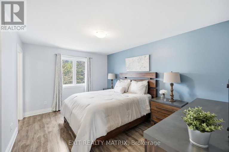 29646598/368-twilight-avenue/village-of-russell/russell/ontario/K4R0E6_20