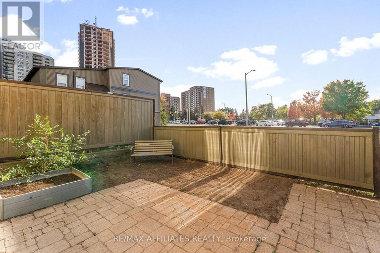 28969114/49-1250-mcwatters-road/queensway-terrace-southridgeview/ottawa/ontario/K2C3P5_22