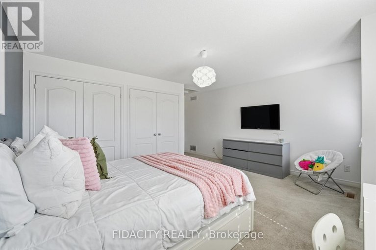 29657561/172-coyote-crescent/stittsville-south/ottawa/ontario/K2S2G6_32