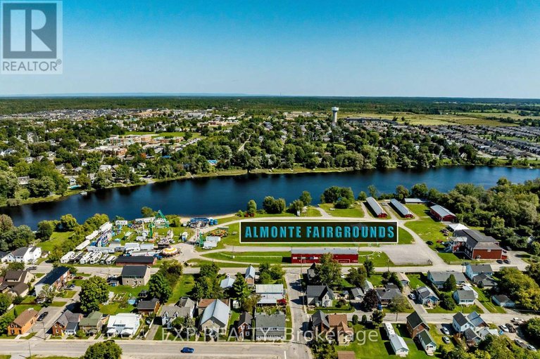 29633169/308-st-george-street/almonte/mississippi-mills/ontario/K0A1A0_45