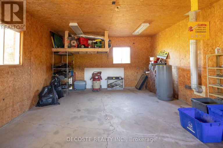 28955272/515-tobin-street/alexandria/north-glengarry/ontario/K0C1A0_38