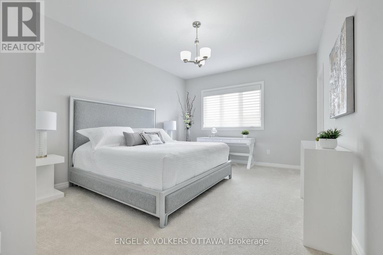 28377095/624-mikinak-road/cfb-rockcliffe-and-area/ottawa/ontario/K1K3X7_27