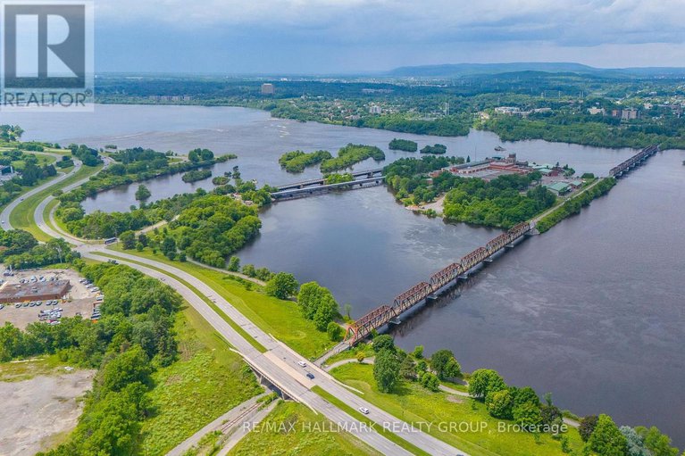 28575484/42-hintonburg-place/hintonburg/ottawa/ontario/K1Y4W6_26