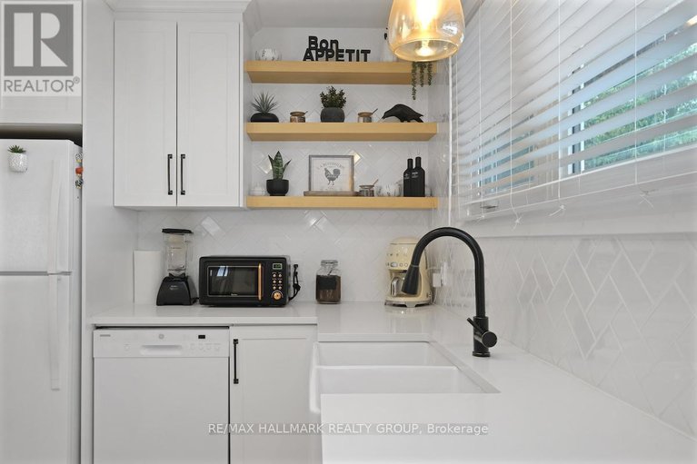 29137987/2424-joliffe-street/hawthorne-meadows/ottawa/ontario/K1G1G9_12