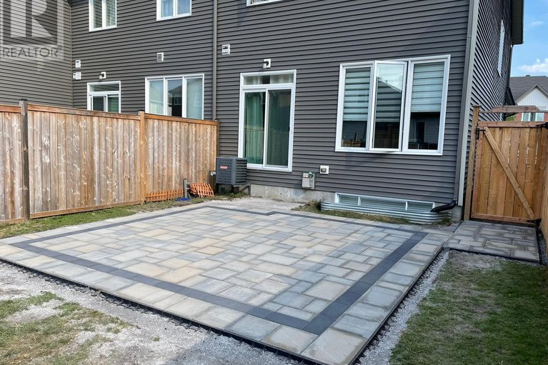 29522197/992-bunchberry-way/blossom-parkkemp-parkfindlay-creek/ottawa/ontario/K1T0L6_24