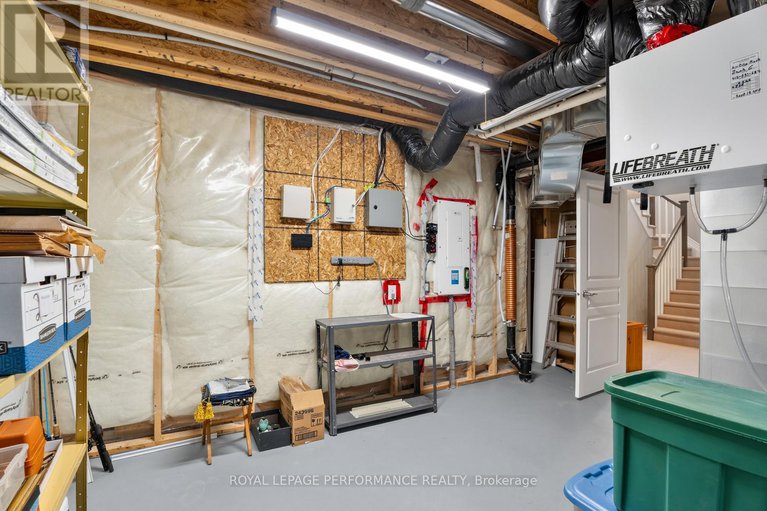 28914598/88-des-rails-street/town-of-rockland/clarence-rockland/ontario/K4K0K2_36